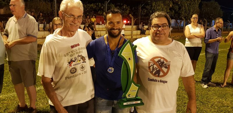 Público e autoridades prestigiam a final do Campeonato Fiolinha/Fiolão